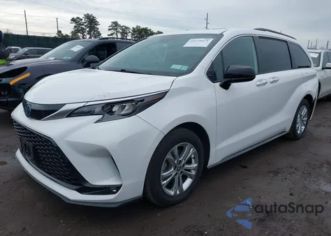 2022 Toyota Sienna Xse z USA, uszkodzony, nr VIN 5TDDSKFC4NS050607